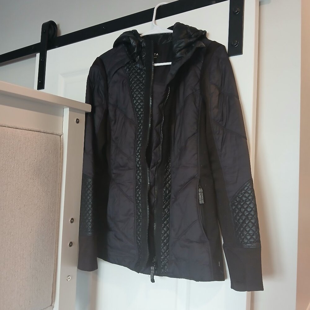 GREAT M ATHLETA BLACK JACKET!!!